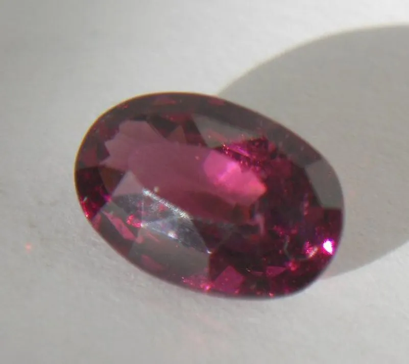 1.33 CTS. RASPBERRY PURPLE RED GARNET GREAT LUSTER