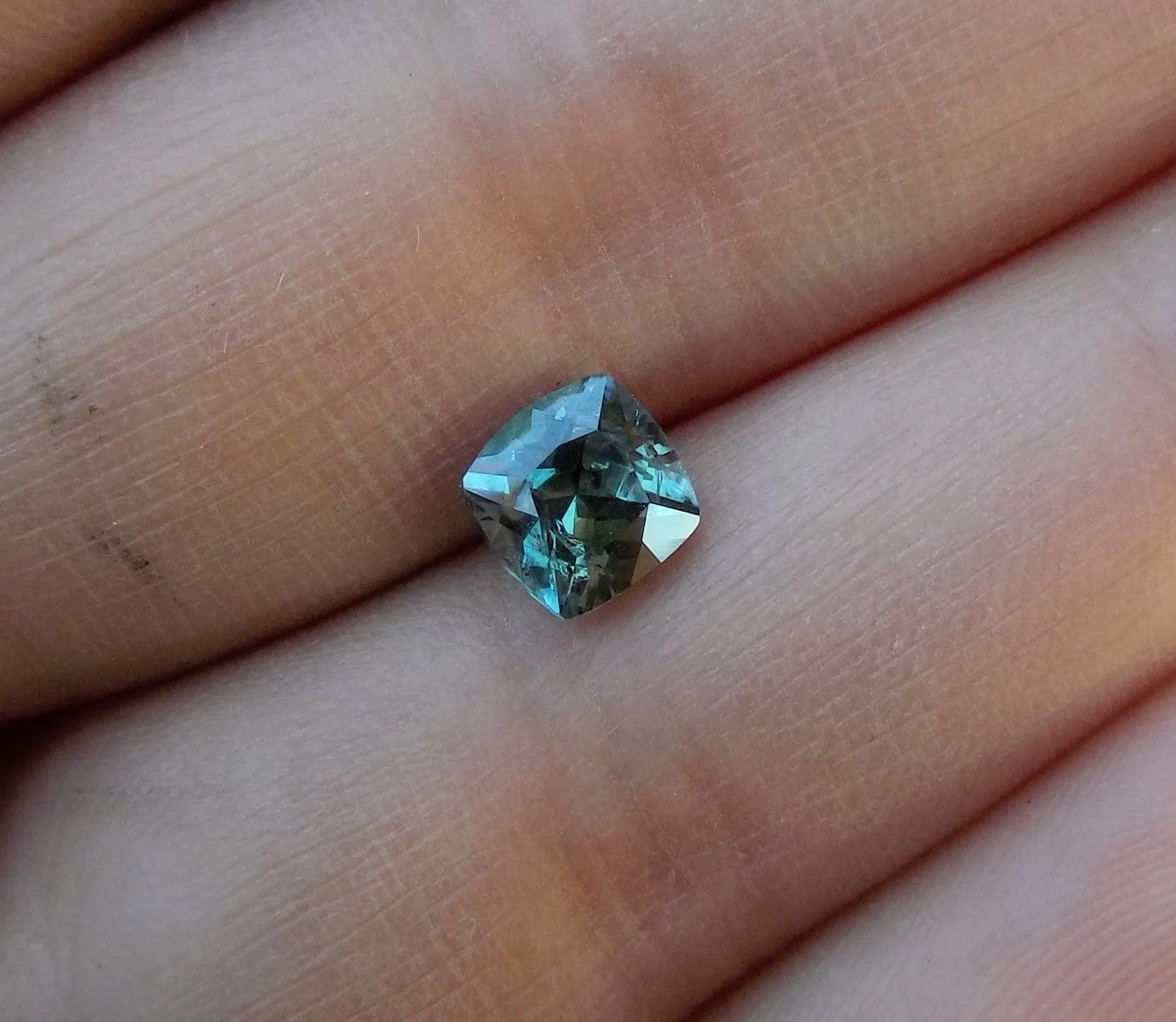 1.53ct BLUE GREEN MONTANA SAPPHIRE ELDORADO BAR