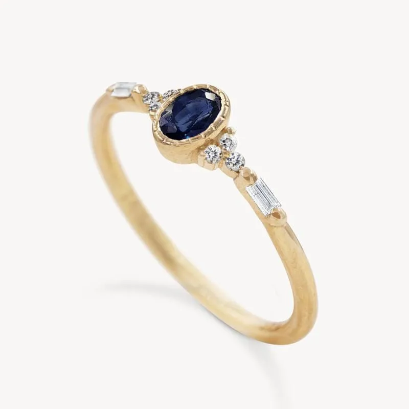 Blue Sapphire Oval Poeme Ring