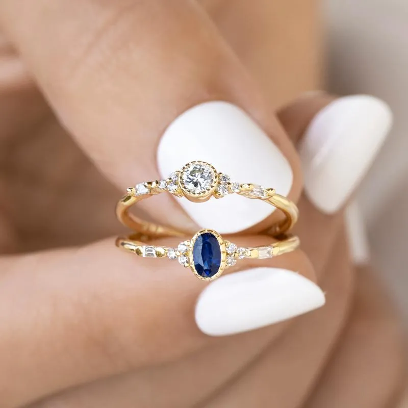 Blue Sapphire Oval Poeme Ring