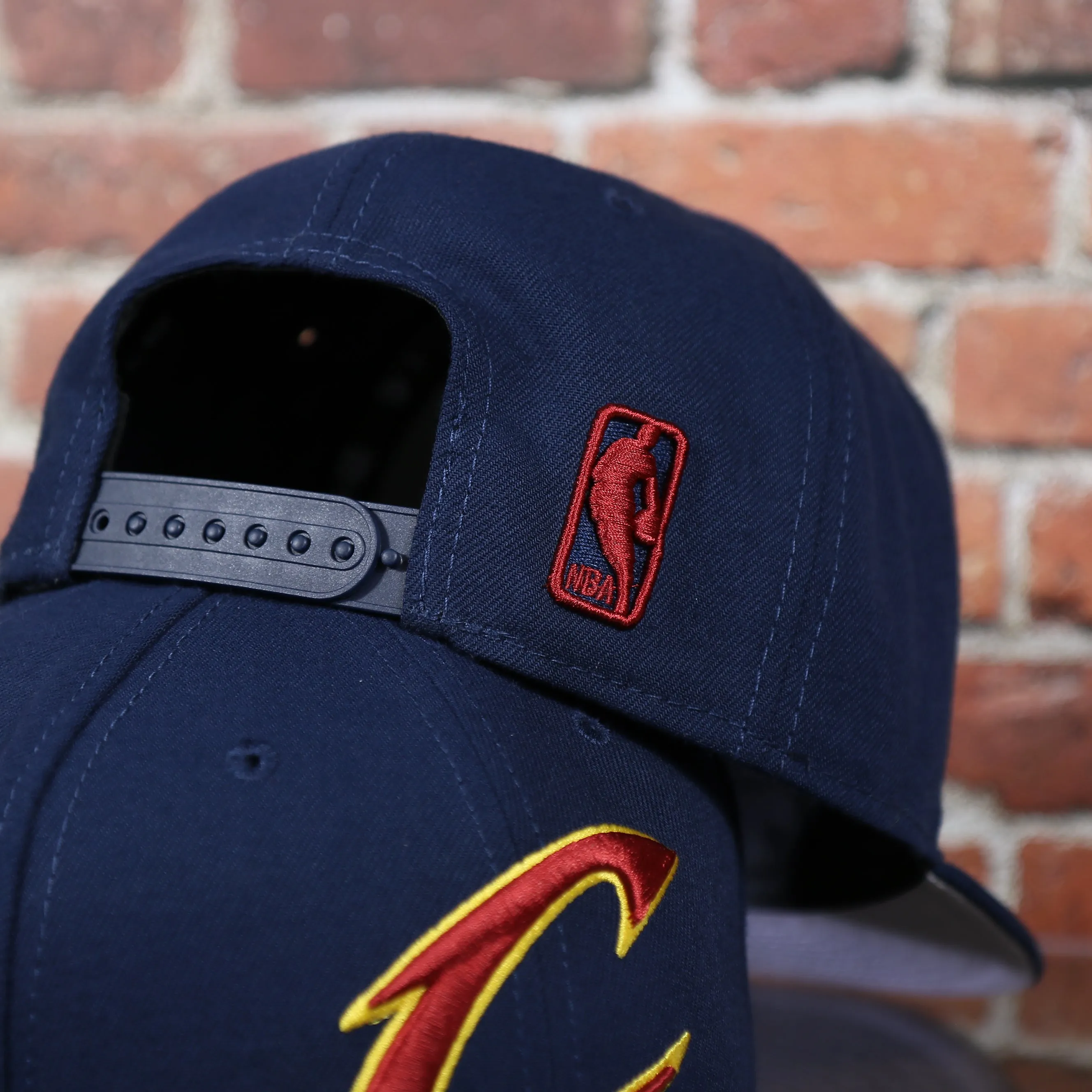 Cleveland Cavaliers Classic Navy Blue Snapback Hat