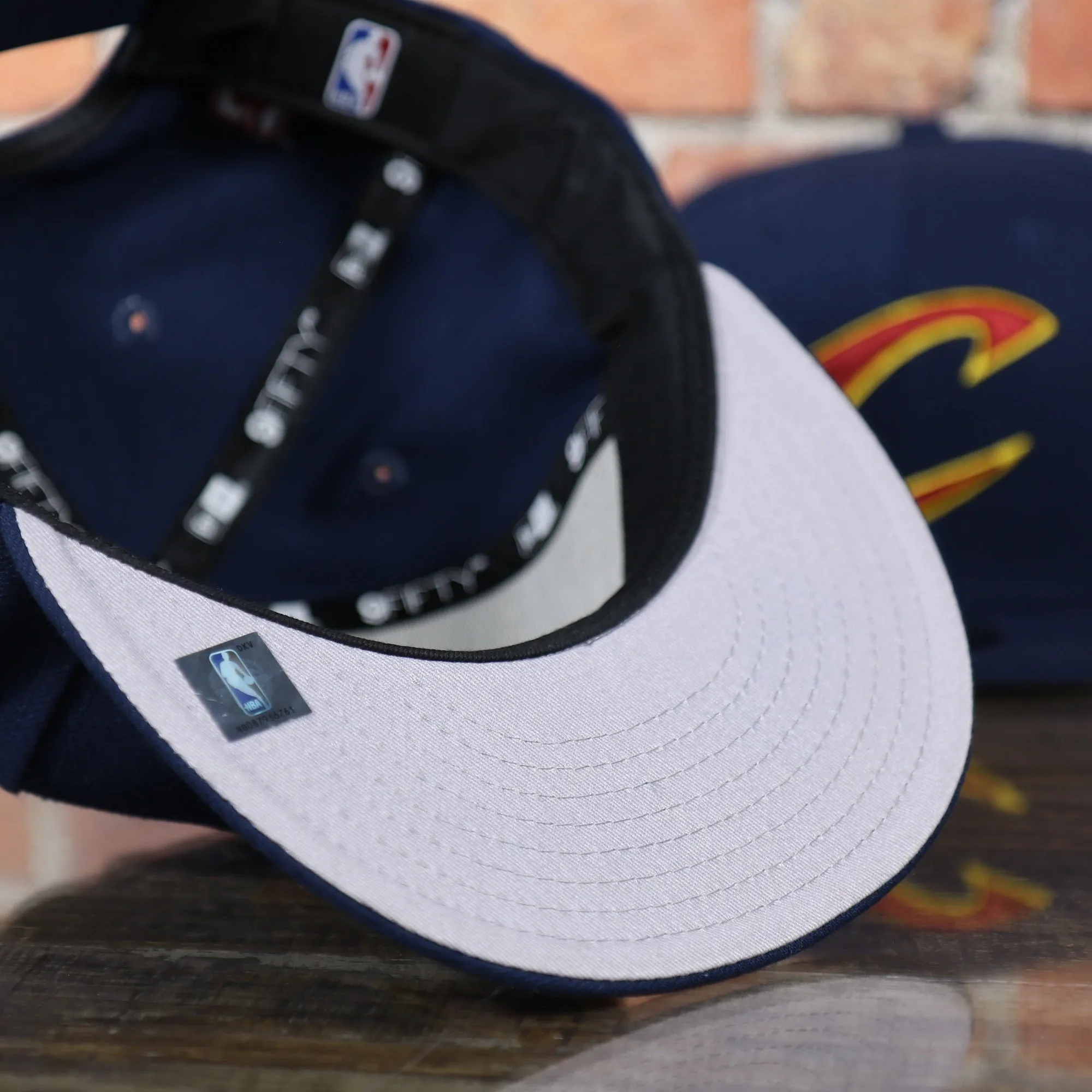 Cleveland Cavaliers Classic Navy Blue Snapback Hat