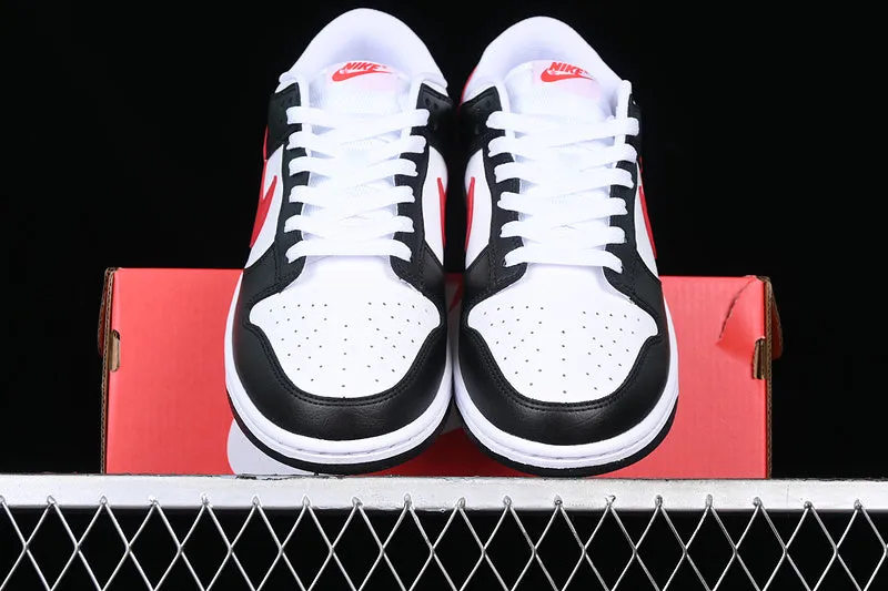 DUNK LOW SB RED PANDA WHITE/BLACK/RED