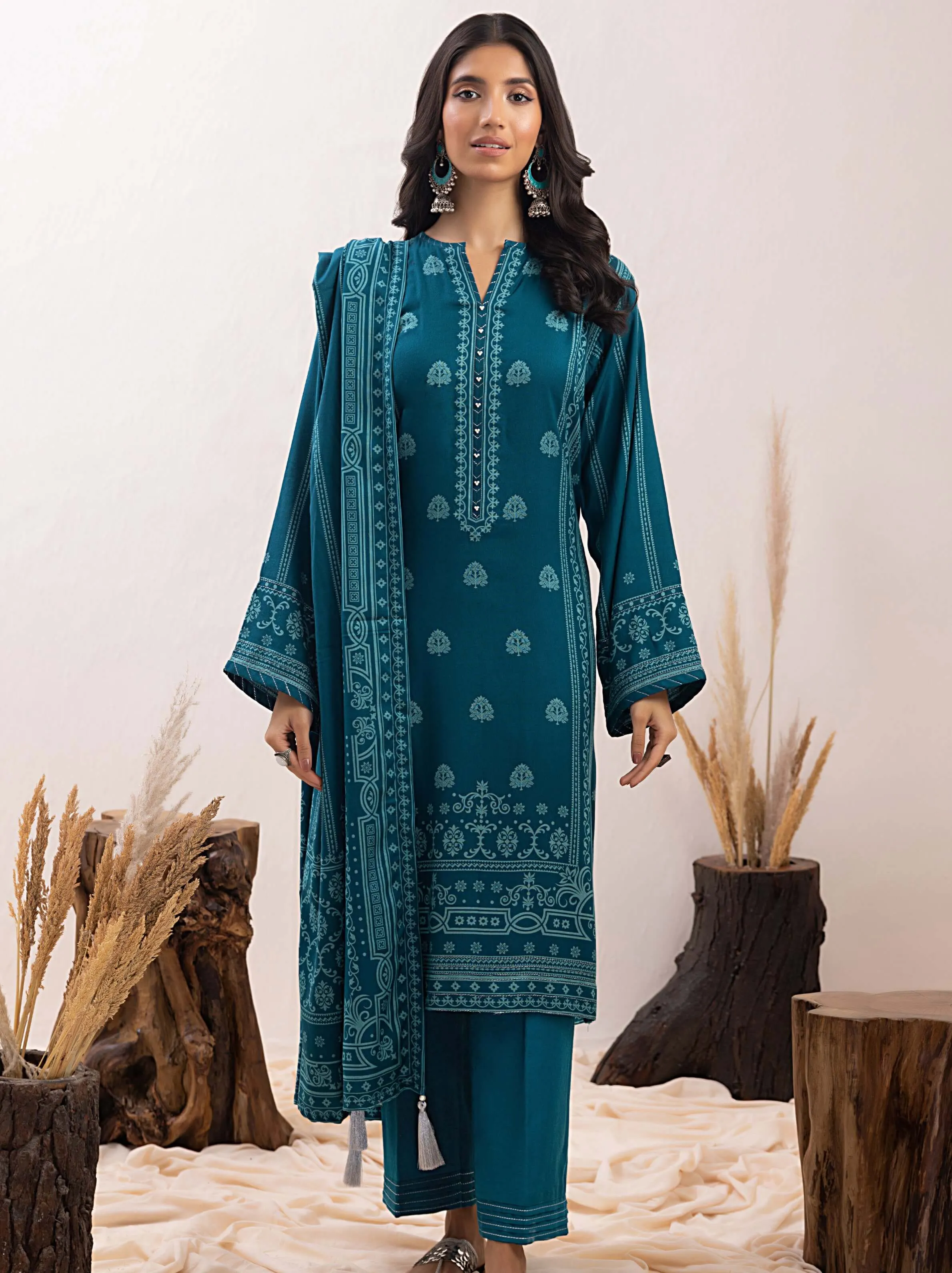 Lakhany Pashmina Printed Unstitched 3 Piece Suit LG-IZ-0019-B