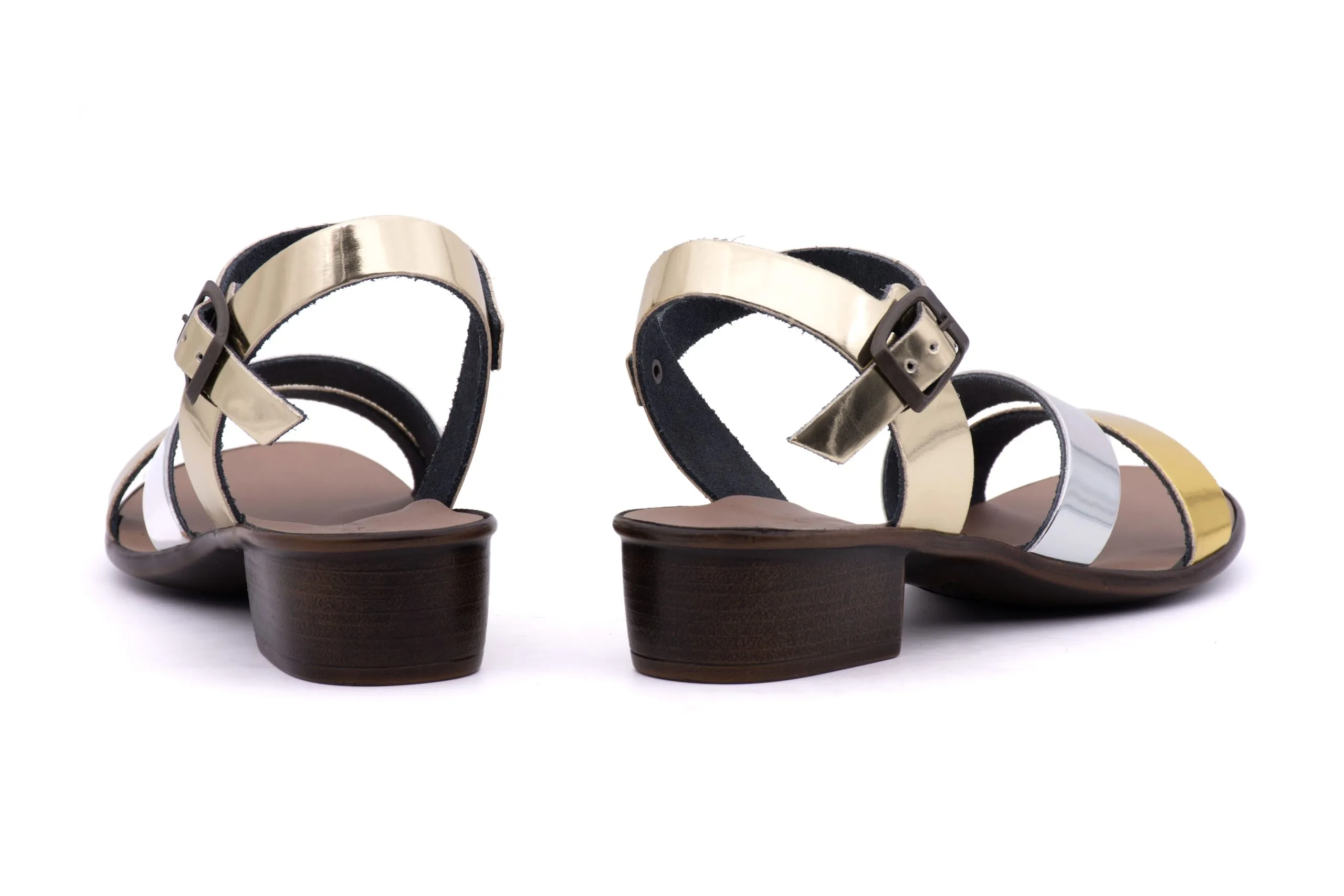 Laminated leather sandal