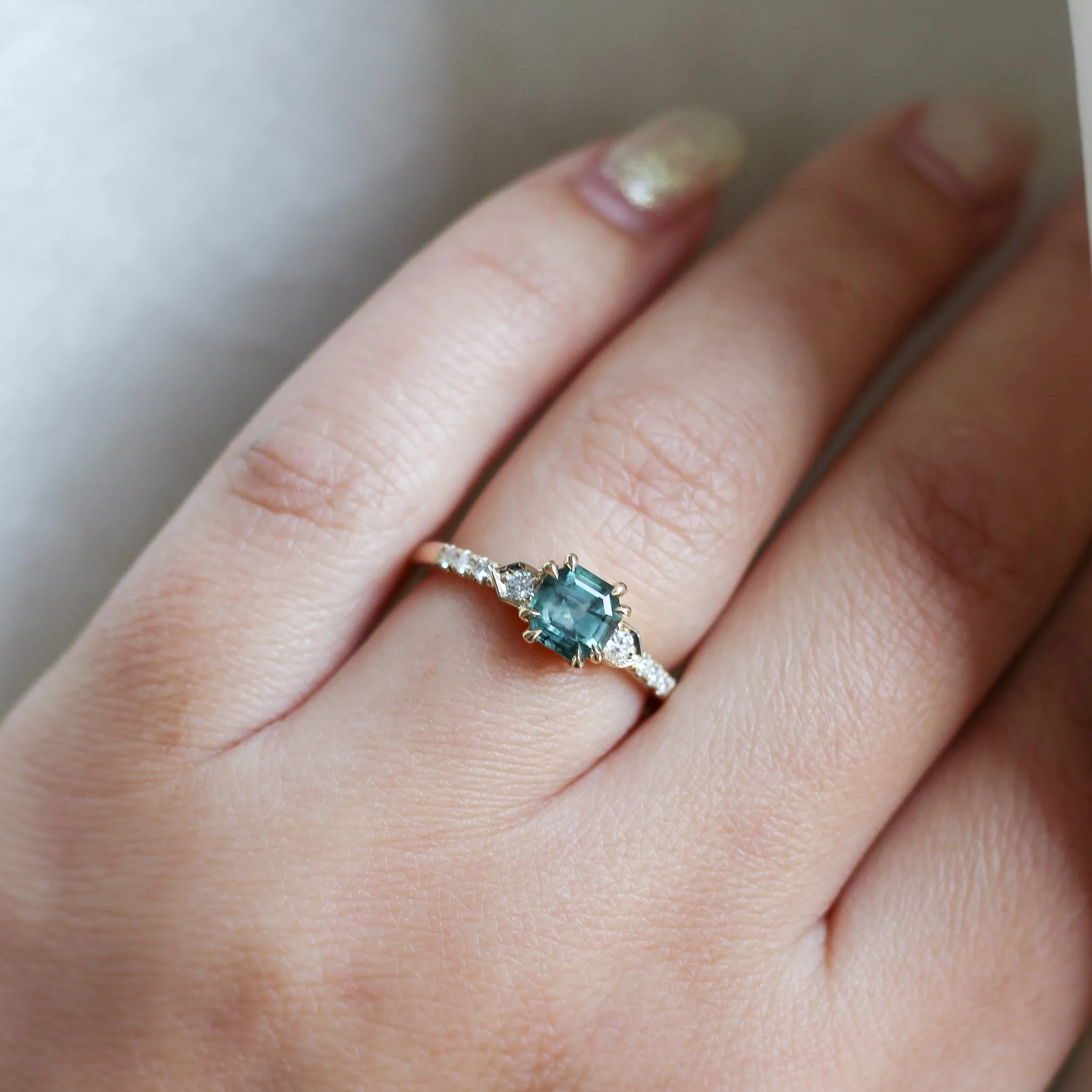 Nebula Green Montana Sapphire Ring