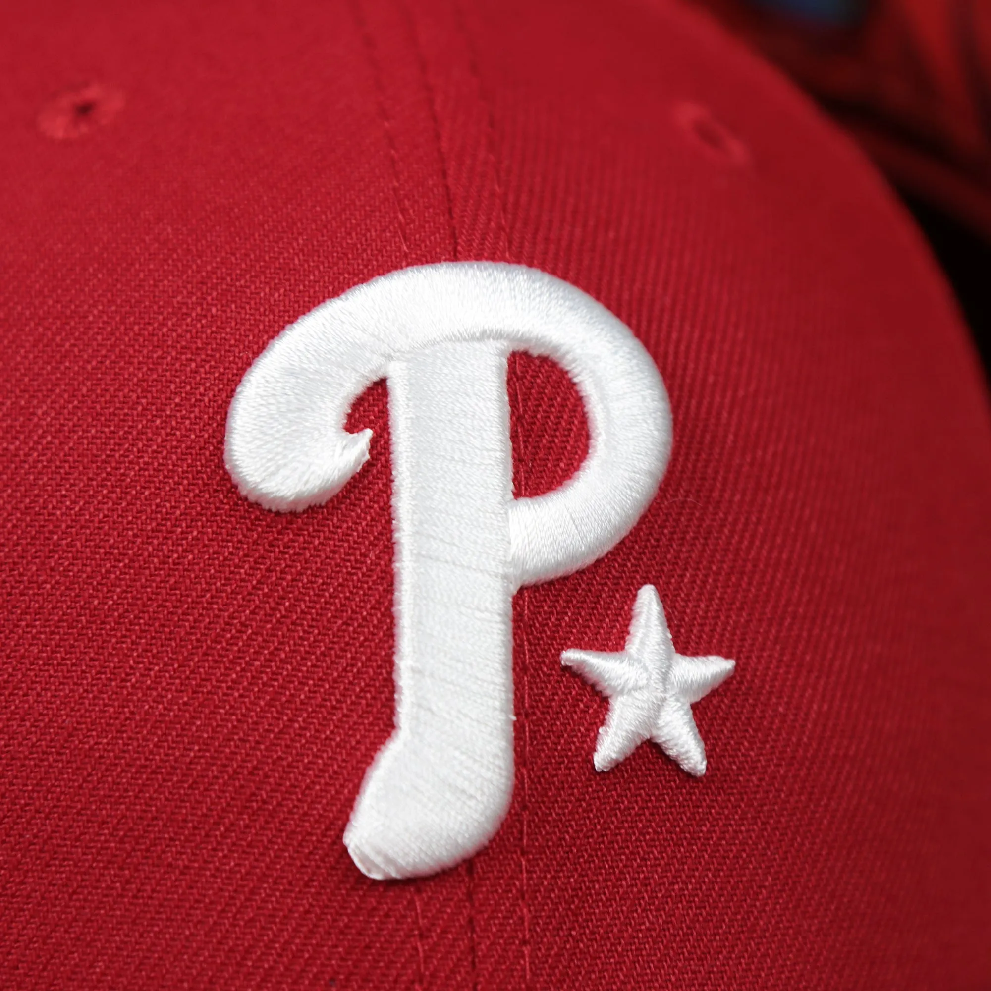 Philadelphia Phillies Metallic All Star Game MLB 2022 Side Patch 9Forty Mesh Trucker | ASG 2022 Red Trucker Hat