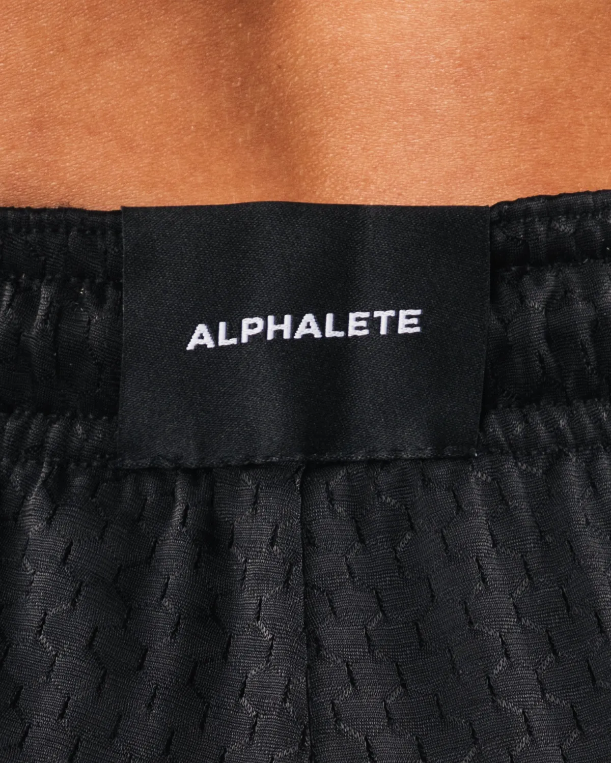 Signature Mesh Short 4 - Black / Sage