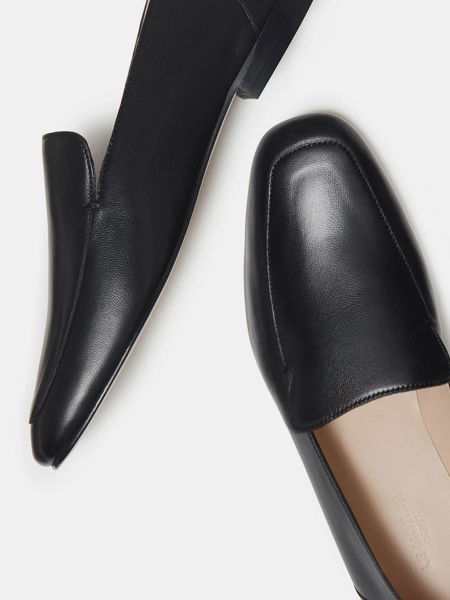 Soft Loafer / Black Leather