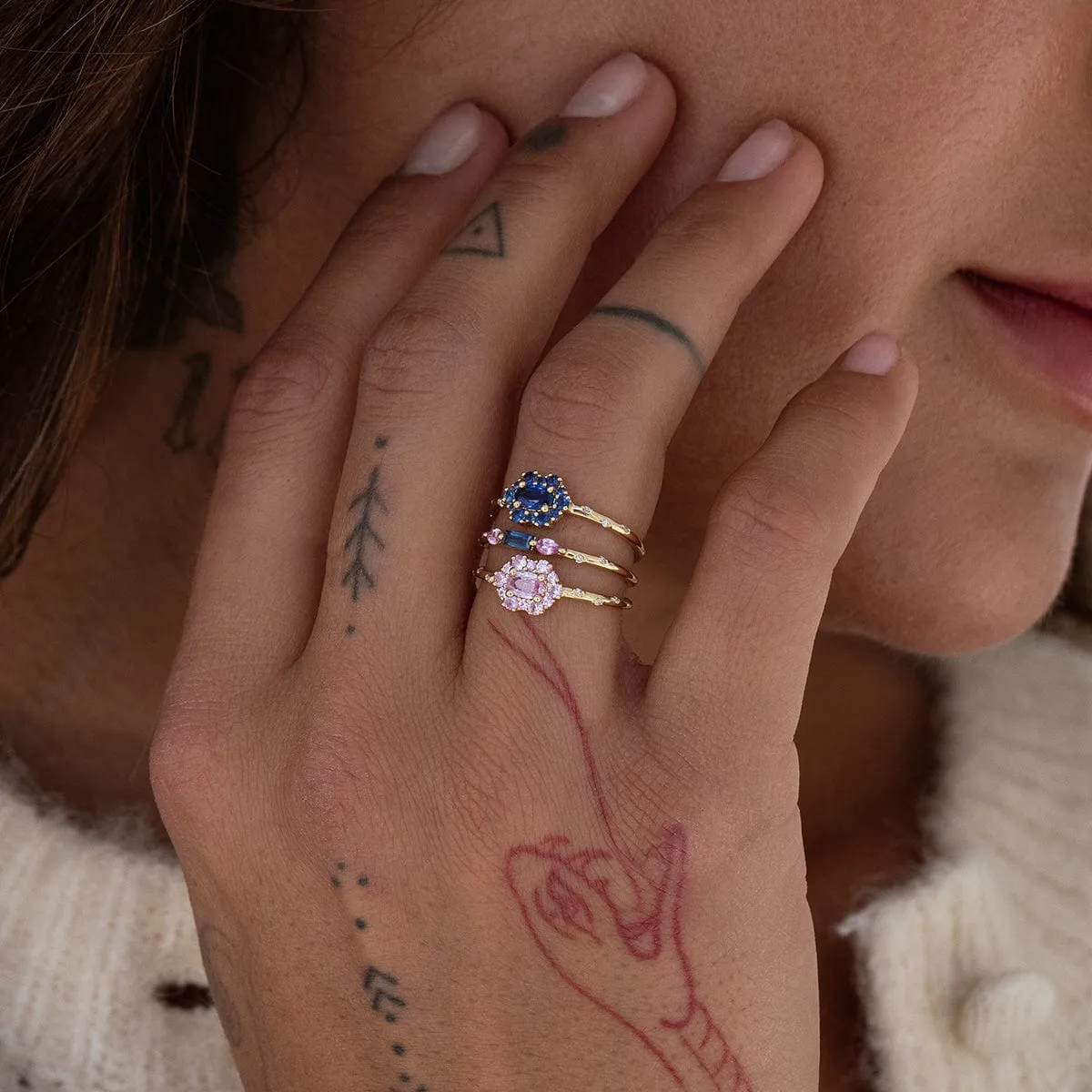 Starry Sakura Blue Sapphire Ring