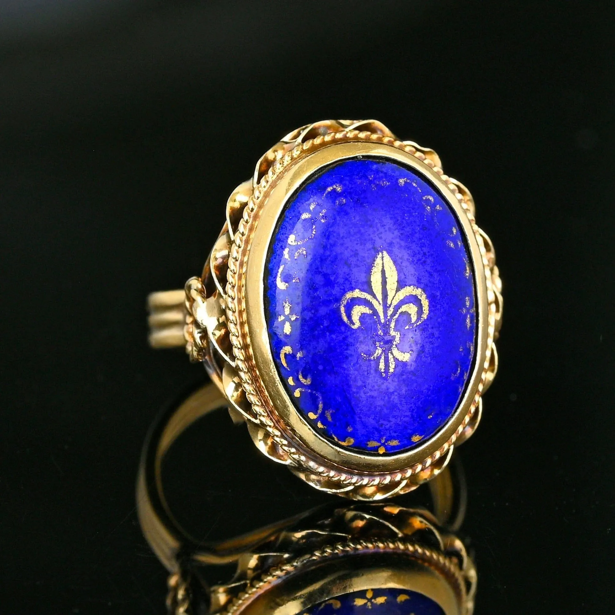 Vintage 14K Gold Cobalt Blue Enamel Fleur De Lis Ring