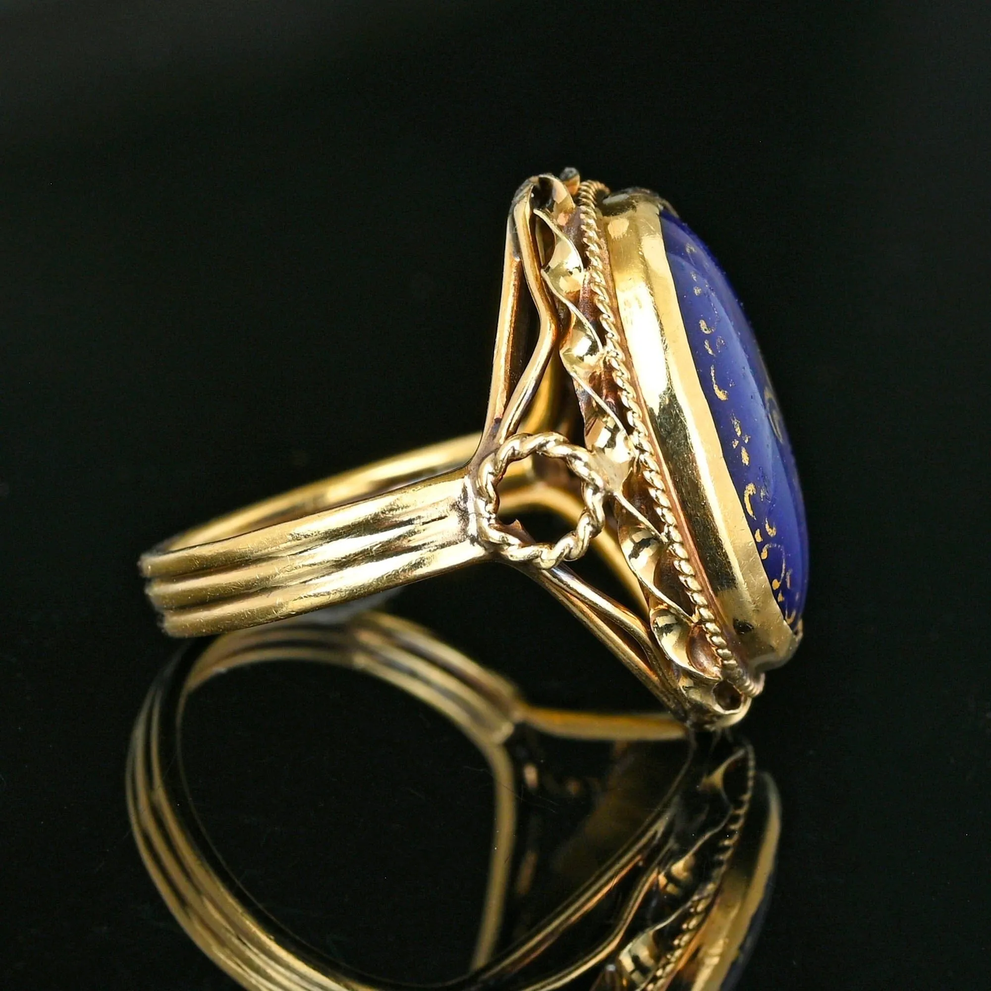 Vintage 14K Gold Cobalt Blue Enamel Fleur De Lis Ring